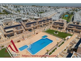 AVSR005 Upper Bungalow for Rent in Punta Prima 22