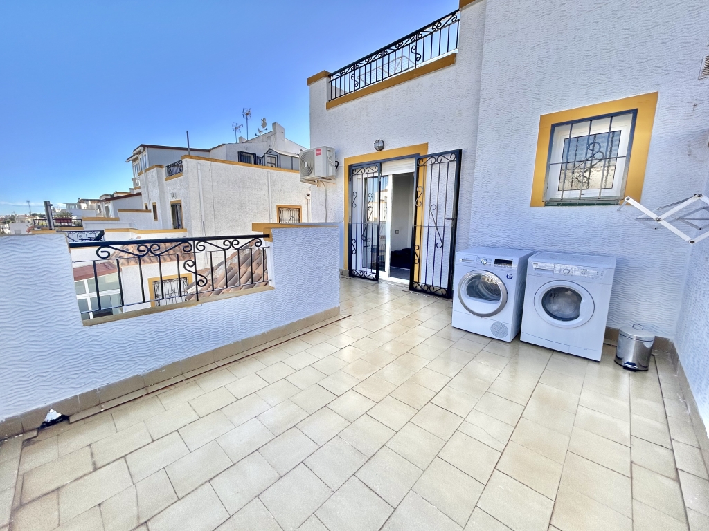 AVS033 Quad House for Sale in Los Altos, Spain Anita Violetta