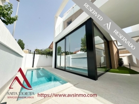 AVS066